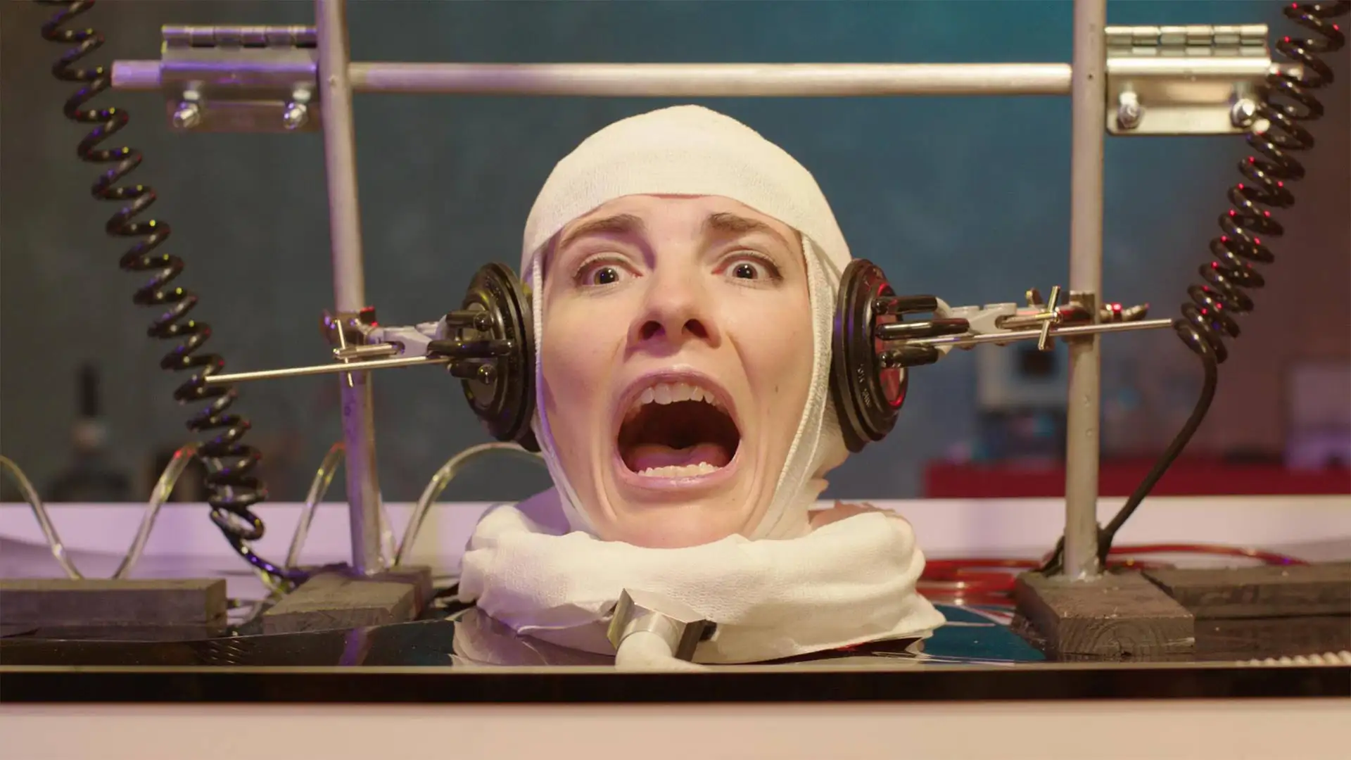 The Brain That Wouldn't Die- movie poster